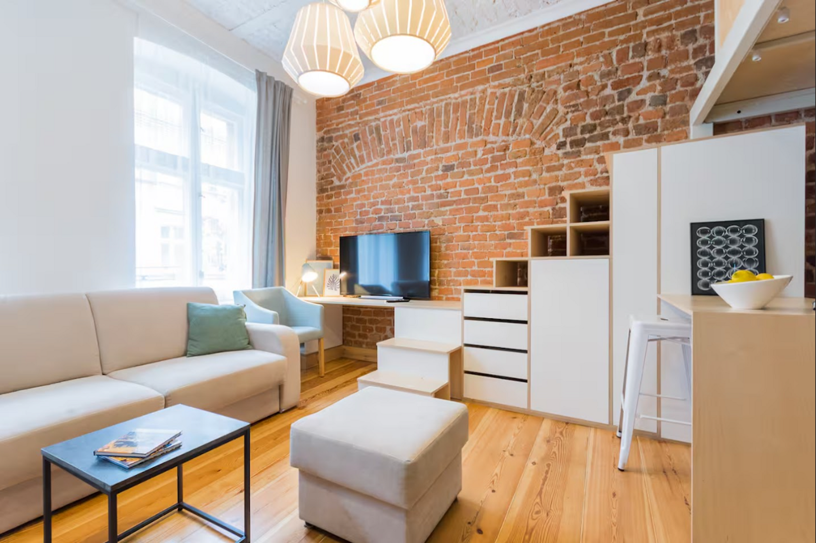 Comfort & Modern Studio by Market Square with AC AS Home S5 Comfort & Modern Studio by Market Square with AC AS Home S5